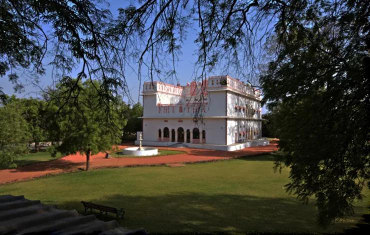 منتجع Bijay Niwas Palace