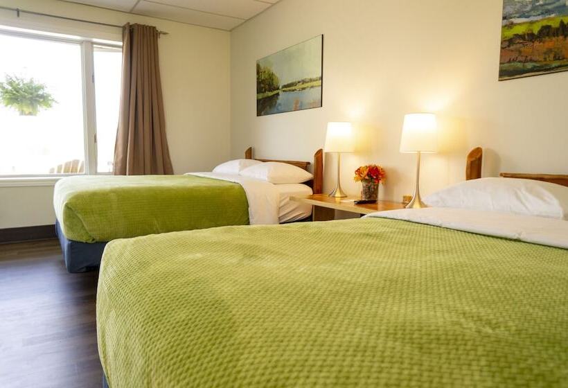 Wayside Motel Manitoulin