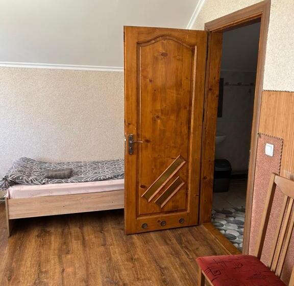 Hostel готель максим