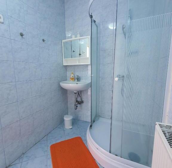 צימר Berg Szállás