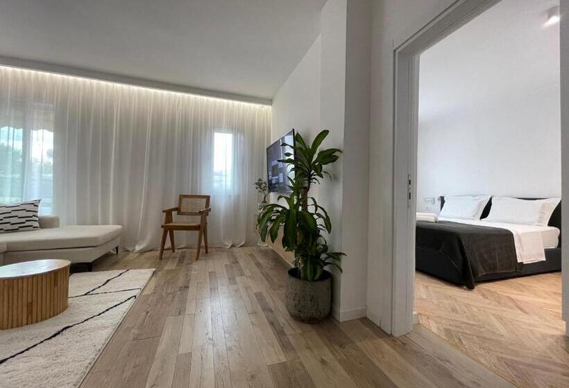 Myslym Shyri S Apartments