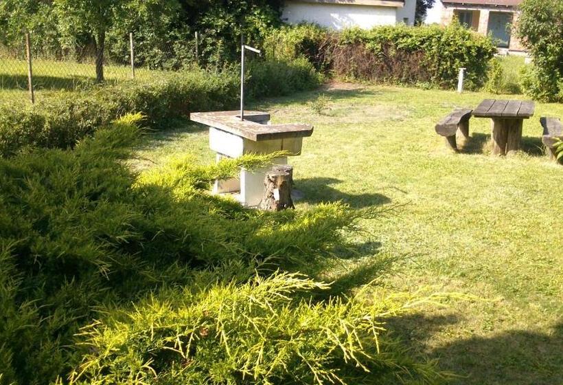 פנסיון All Inn Köre