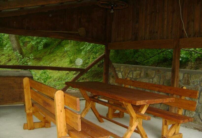 פנסיון Kőhíd Vendégház