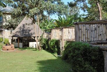 Garden Courts Hotel Masaka