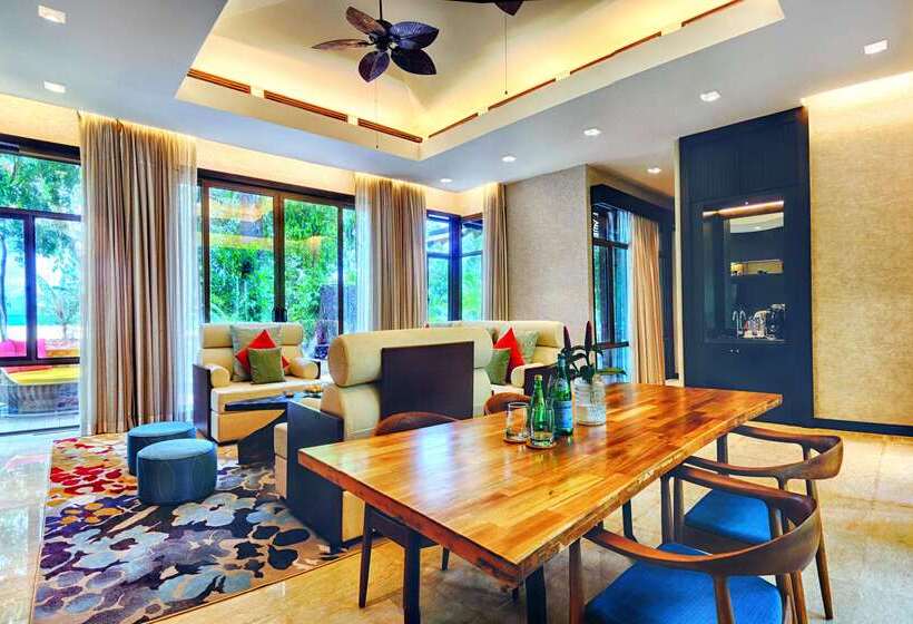 酒店 Borneo Eagle Resort