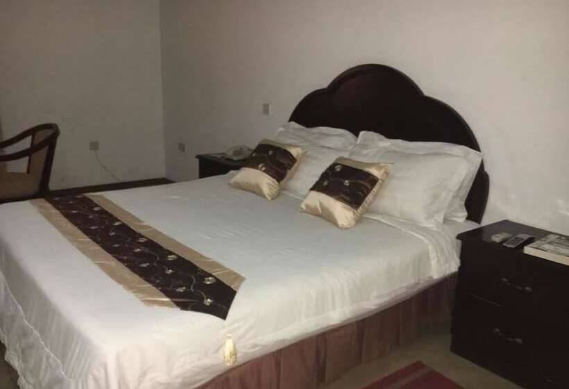هتل Luxury West