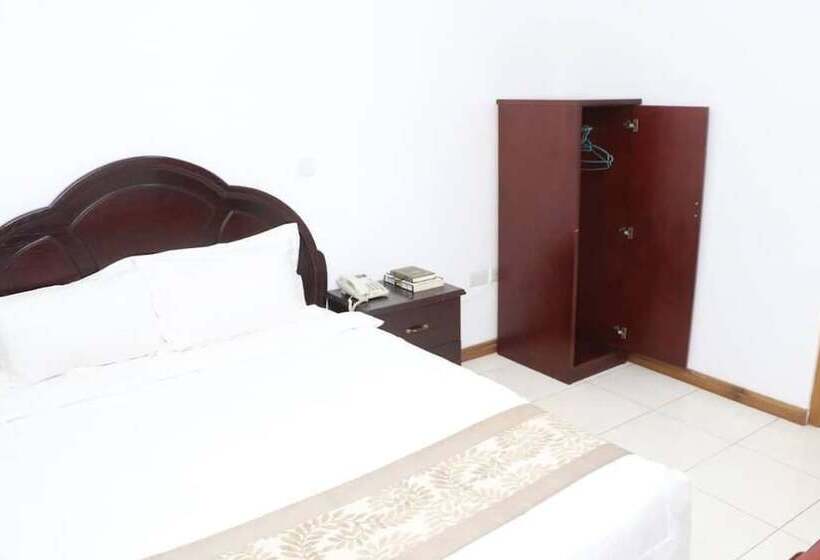 هتل Luxury West