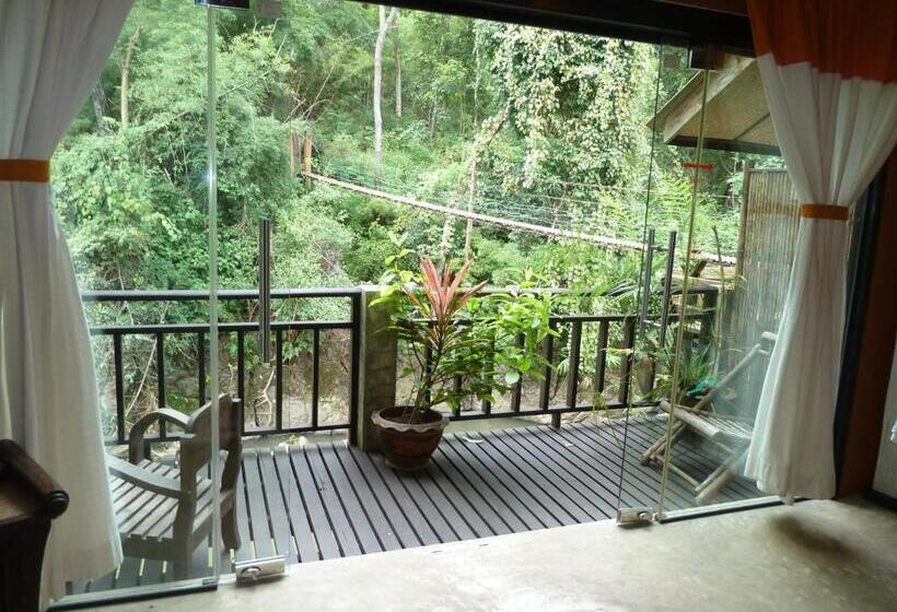 هتل Little Eden Guesthouse