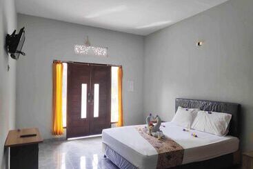 هتل Oyo 90547 Pondok Saren Anyar