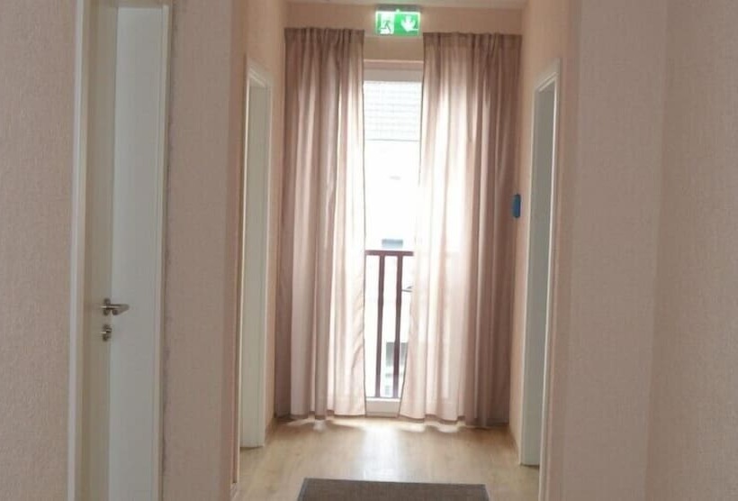 فندق Pension Highway Bünde