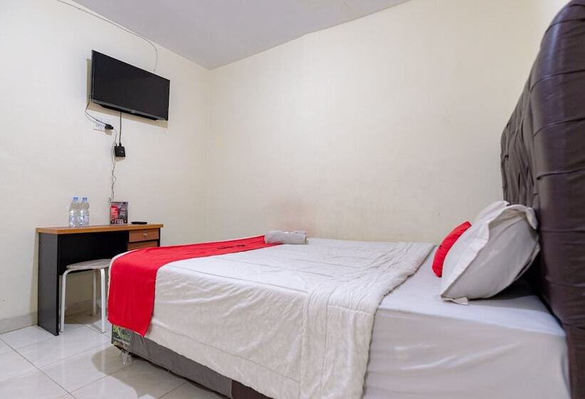 هتل Reddoorz @ Medan Johor 2