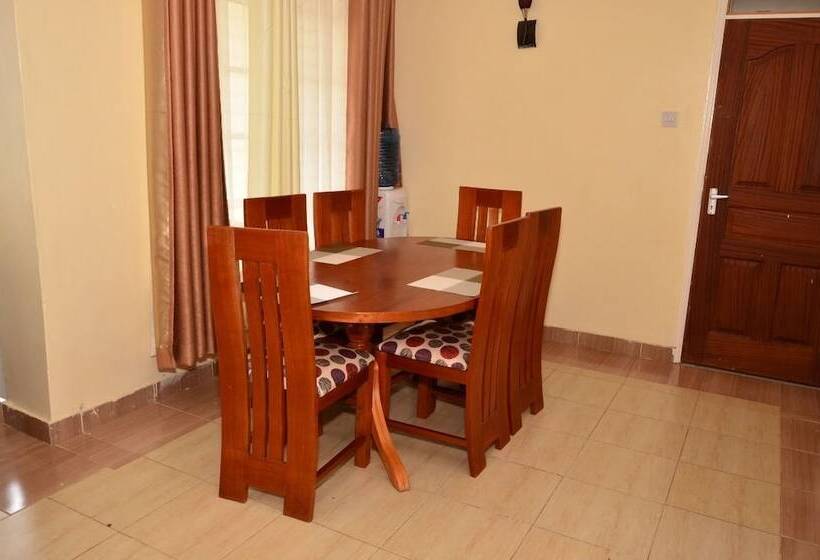 هتل Terminal Homestay