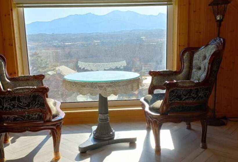 فندق Goseong Heim Bella Pension
