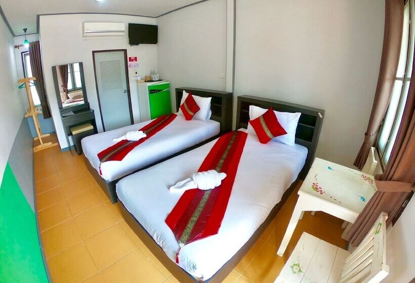 هتل K Bunk Hostel Pai Walking Street