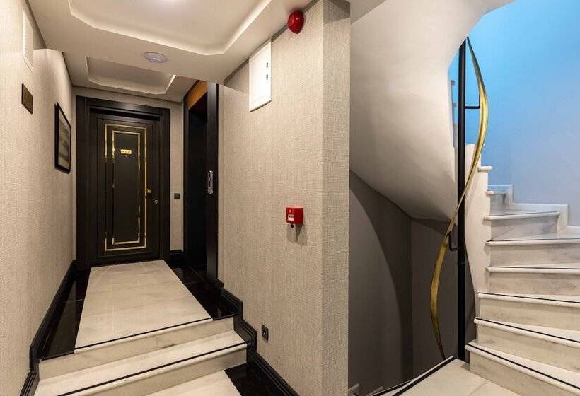 فندق Sala Suites