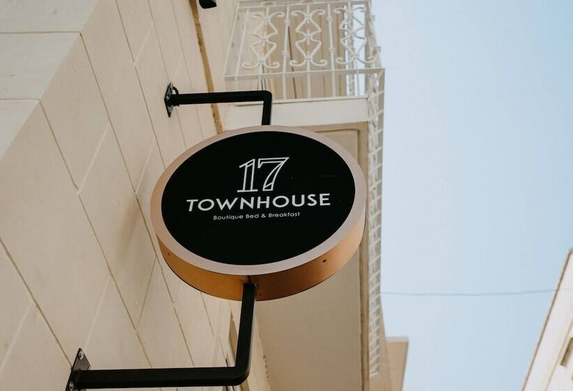 هتل Townhouse17