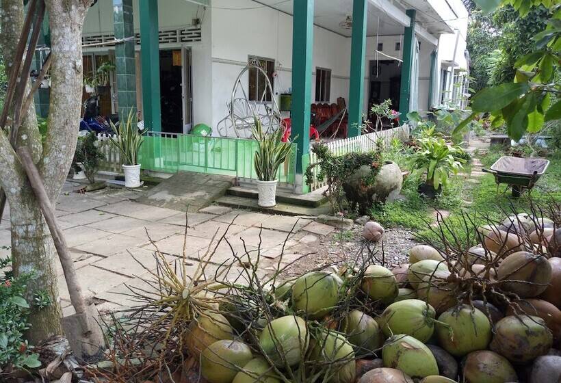 هتل Coco Happy Farmstay