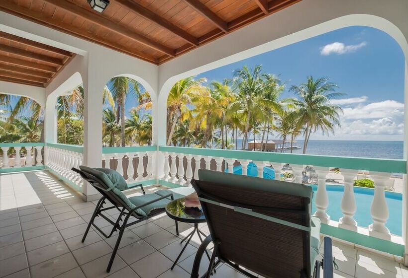 בית מלון כפרי Coral Bay Villas