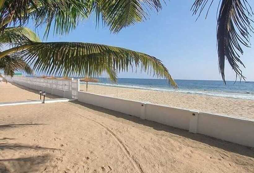 هتل Jara Beach Resort