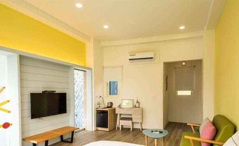 هتل The Riverview Retreats