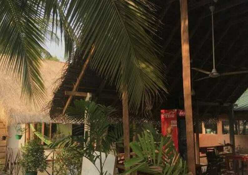 هتل Ubay Guest House