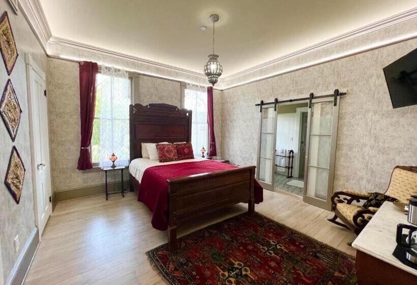 1001 Nights Historic Bed And Breakfast Adults Only