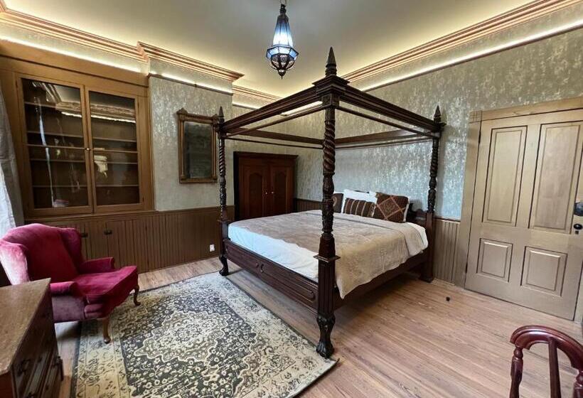 1001 Nights Historic Bed And Breakfast Adults Only