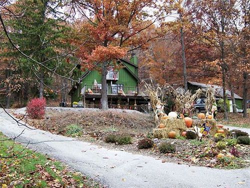 Bed and Breakfast Lil Black Bear Inn