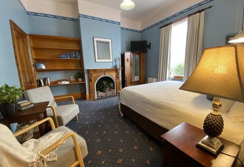 مبيت وإفطار Hanlon Guest House