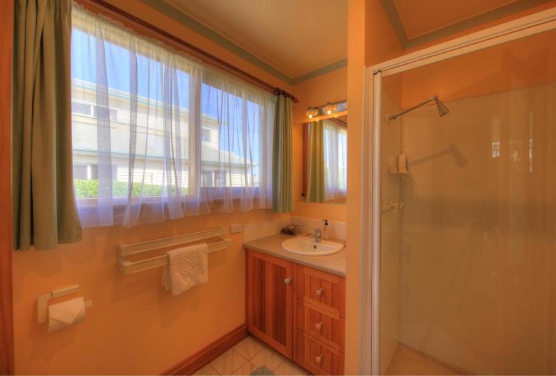 مبيت وإفطار Hanlon Guest House