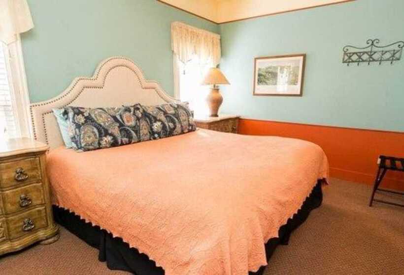 تختخواب و صبحانه Hidden Garden Cottages & Suites
