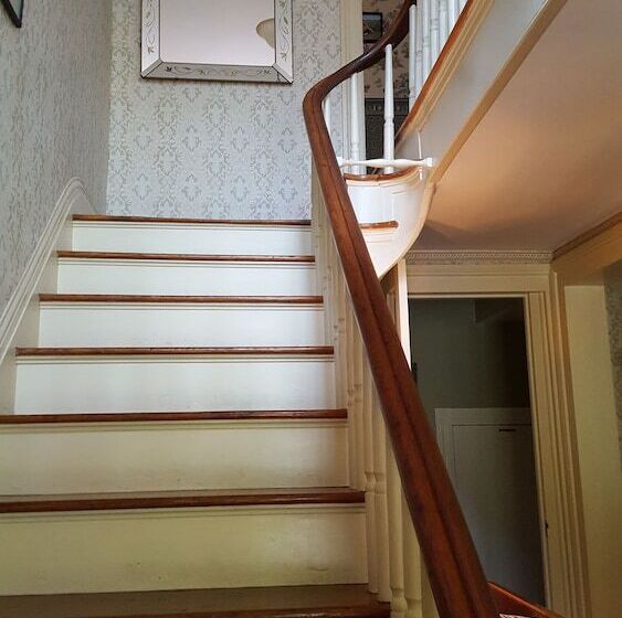 住宿加早餐  Hummingbird Inn