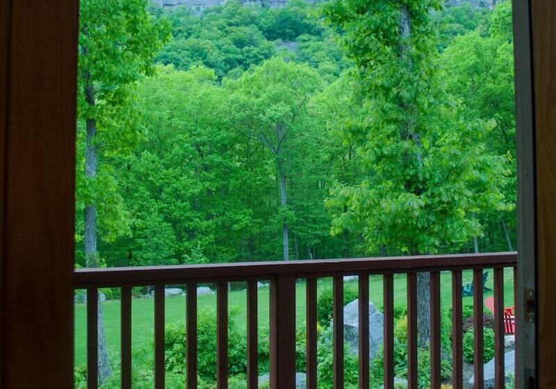 مبيت وإفطار Minnewaska Lodge