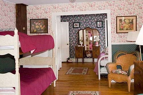 Bed and Breakfast The Combes Family Inn