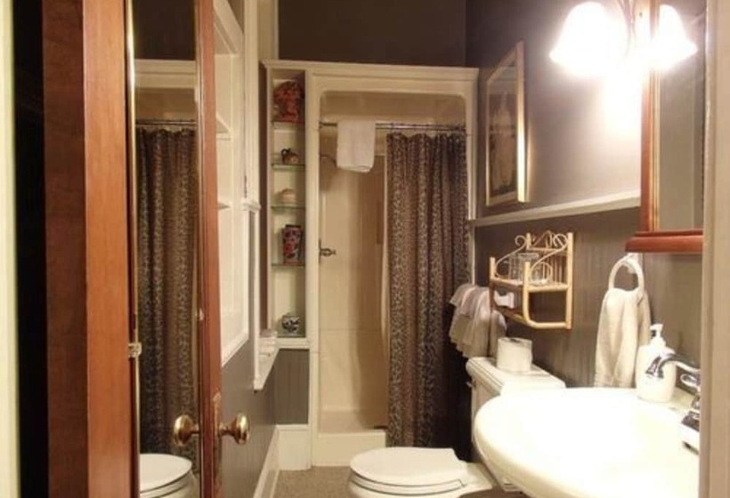 Boyden House Inn B&b