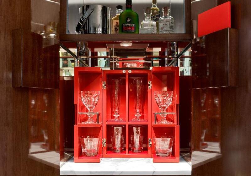 Fotos del hotel Baccarat Hotel And Residences New York:  4