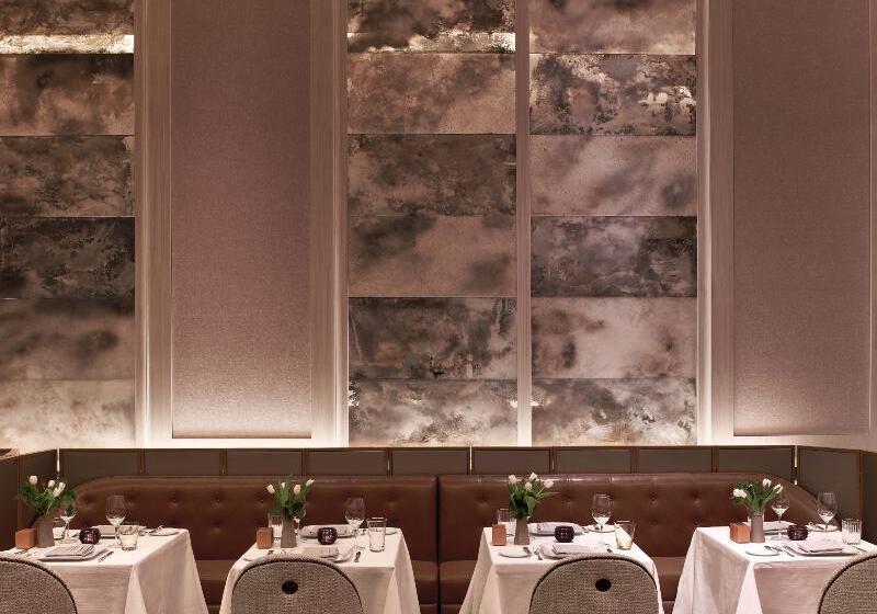 Fotos del hotel Baccarat Hotel And Residences New York:  3