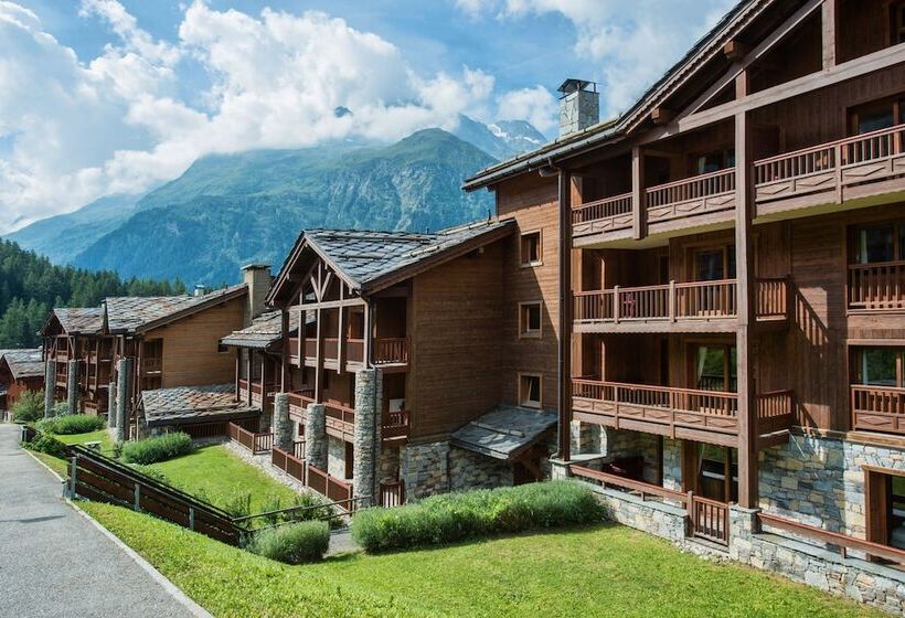 Отель Cgh Résidences & Spas Les Fermes De Sainte Foy