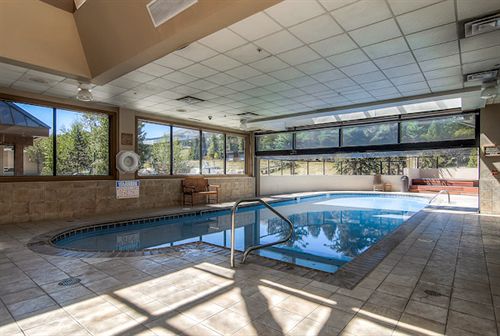 Hotel Crmr Slopeside Location