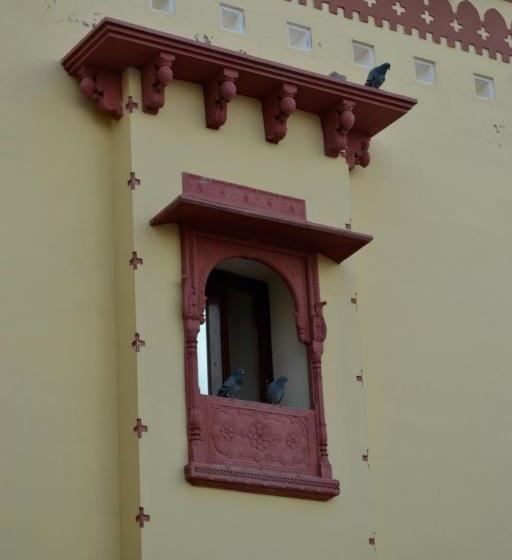 فندق Desert Winds