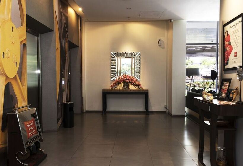 Fotos del hotel Ibis Bandung Pasteur:  7