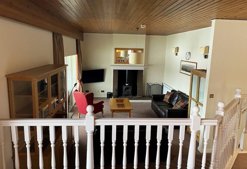 هتل Macdonald Spey Valley Resort