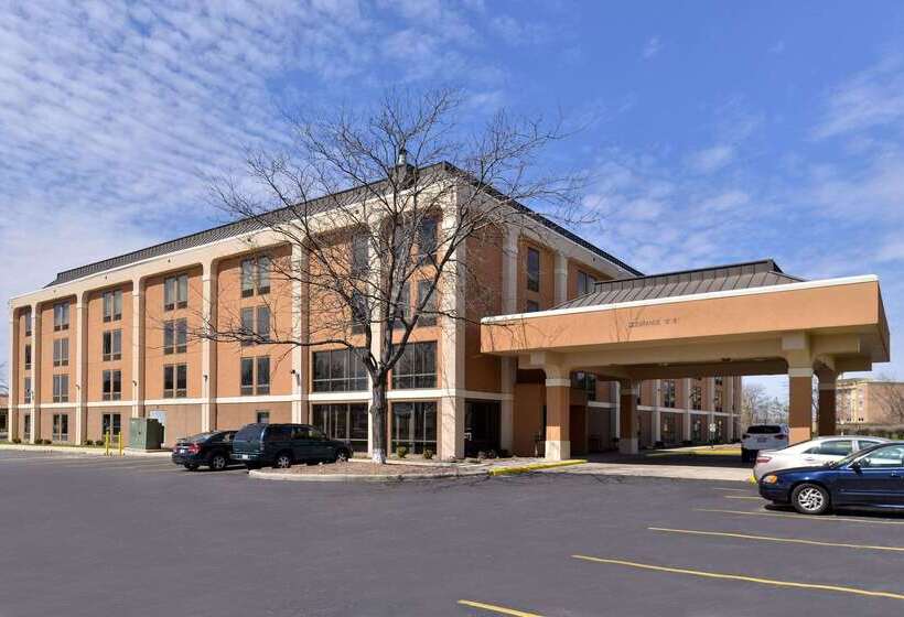 Hotel Quality Inn & Suites Matteson Near I57