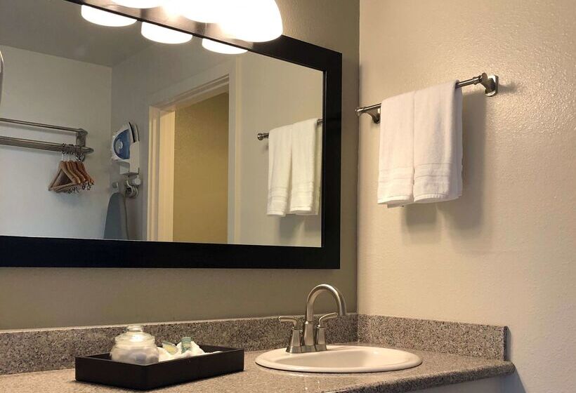 Surestay Plus Hotel By Best Western Gold Beach