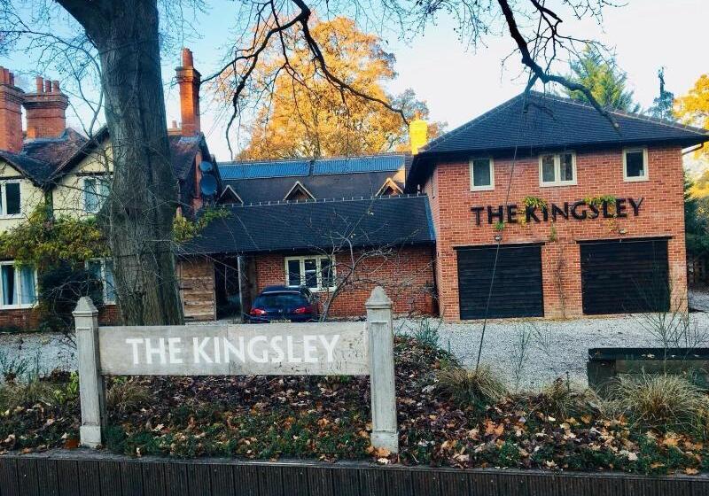 هتل The Kingsley At Eversley