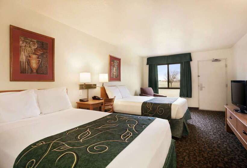 فندق Travelodge By Wyndham Vaughn