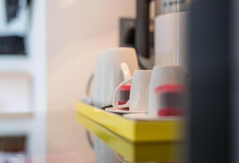 Fotos del hotel Una:  30