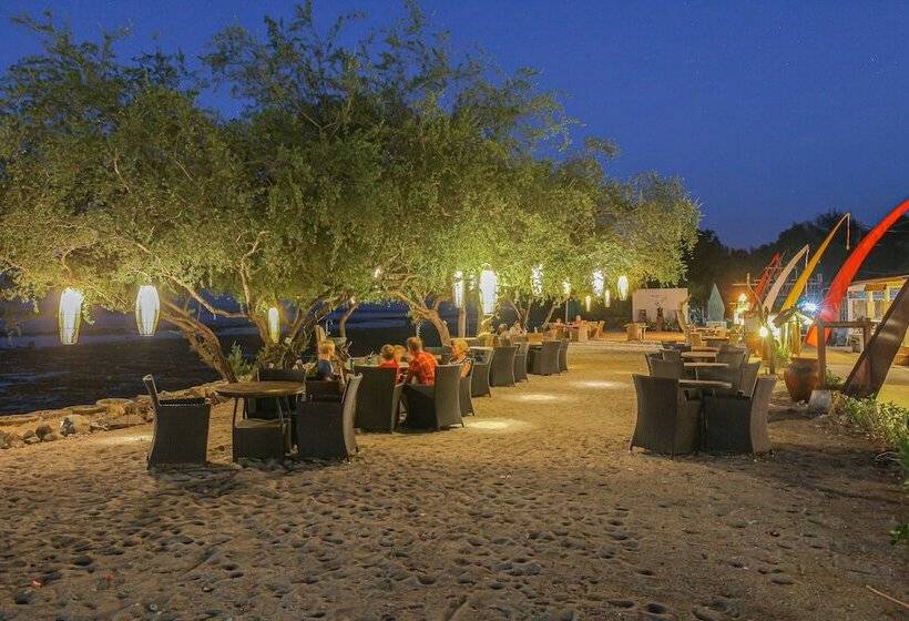 استراحتگاه Jambuluwuk Oceano Gili Trawangan