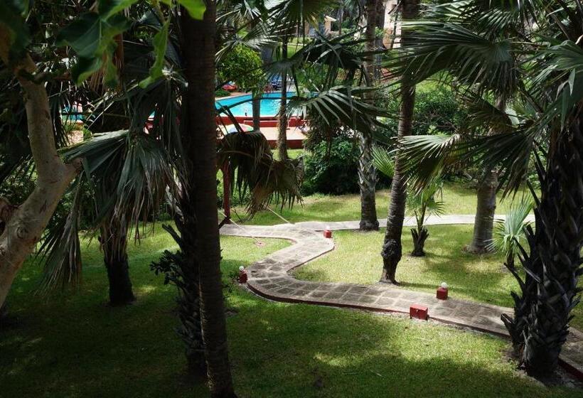 Fotos del hotel Lemon Creek Hotel Resort:  4