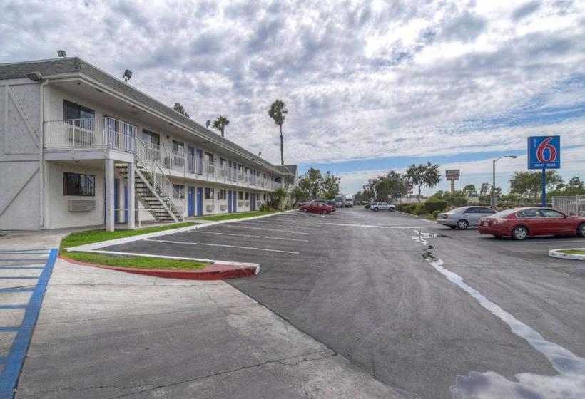 Motel 6 Los Angeles  Baldwin Park